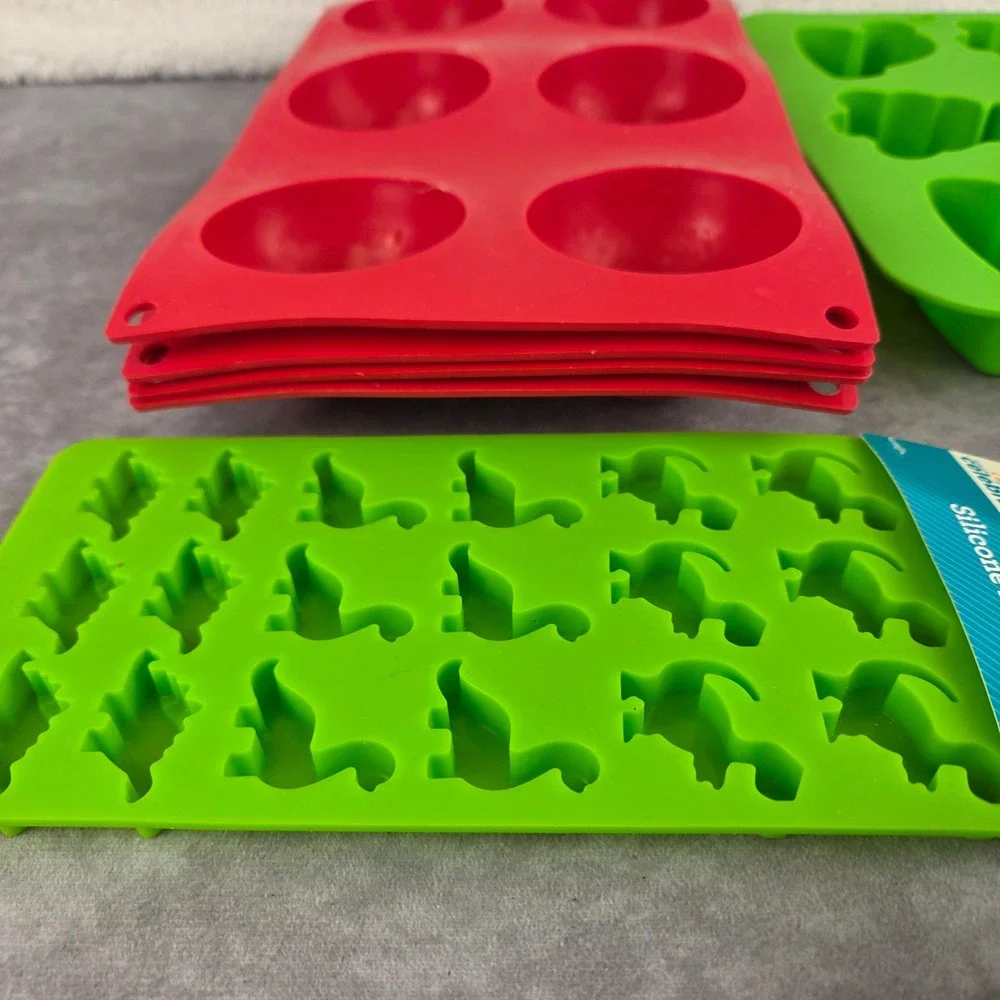 Way To Celebrate Silicone Molds Bundle Sphere Dinosaur Unicorn Christmas Set